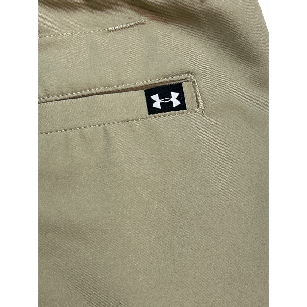 Under Armour YXL Boys Golf Shorts Khaki Performance Flat‎ Front - Picture 7 of 8